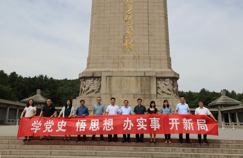 紅色研學(xué)——江蘇開放大學(xué)黨委常委、副校長(zhǎng)張益彬來(lái)徐開展紅色文化調(diào)研